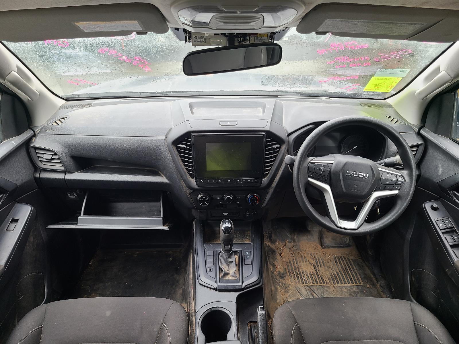 View Auto part Engine Cover Isuzu Dmax 2023