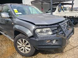 View Volkswagen Amarok 2012  