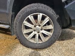 View Volkswagen Amarok 2012  