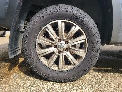 View Volkswagen Amarok 2012  