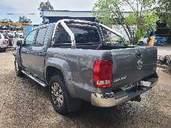 View Volkswagen Amarok 2012  