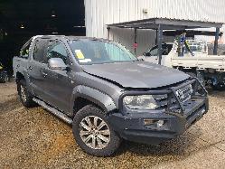 View Volkswagen Amarok 2012  