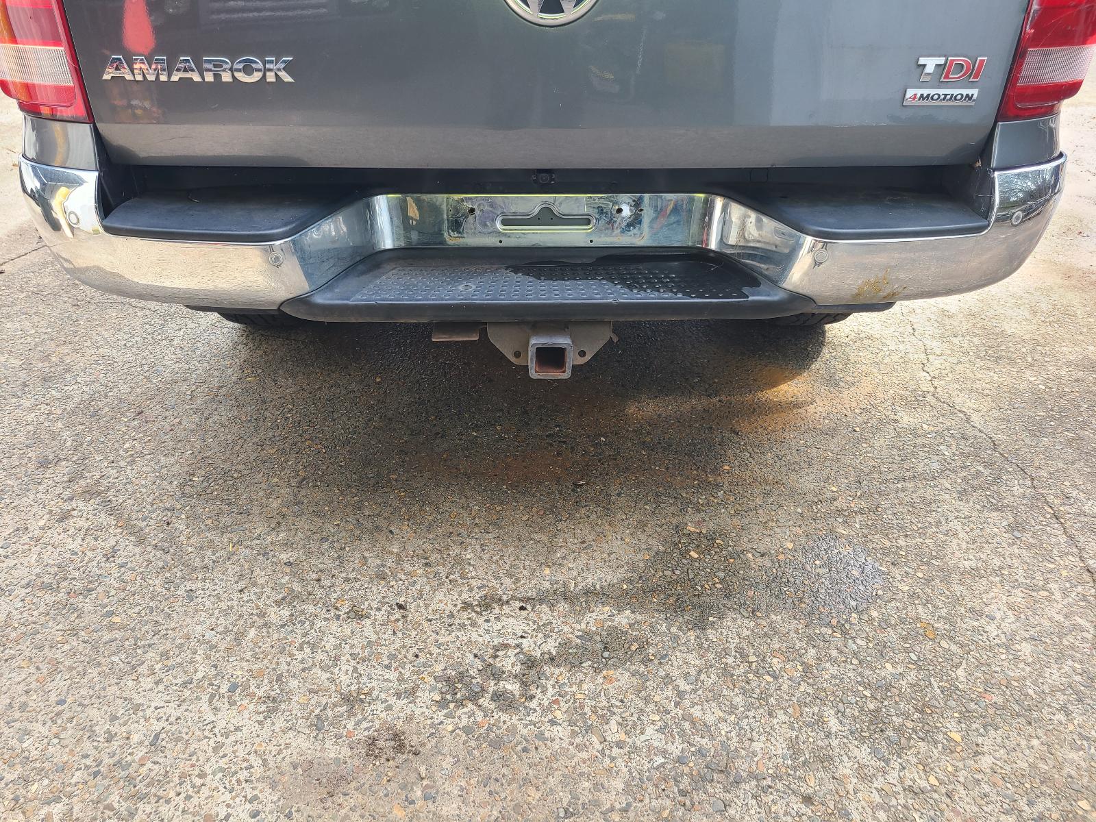 View Volkswagen Amarok 2012  