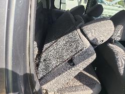 View Volkswagen Amarok 2012  