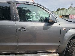 View Volkswagen Amarok 2012  