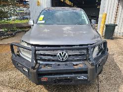 View Volkswagen Amarok 2012  