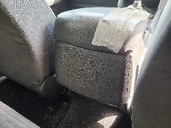 View Volkswagen Amarok 2012  