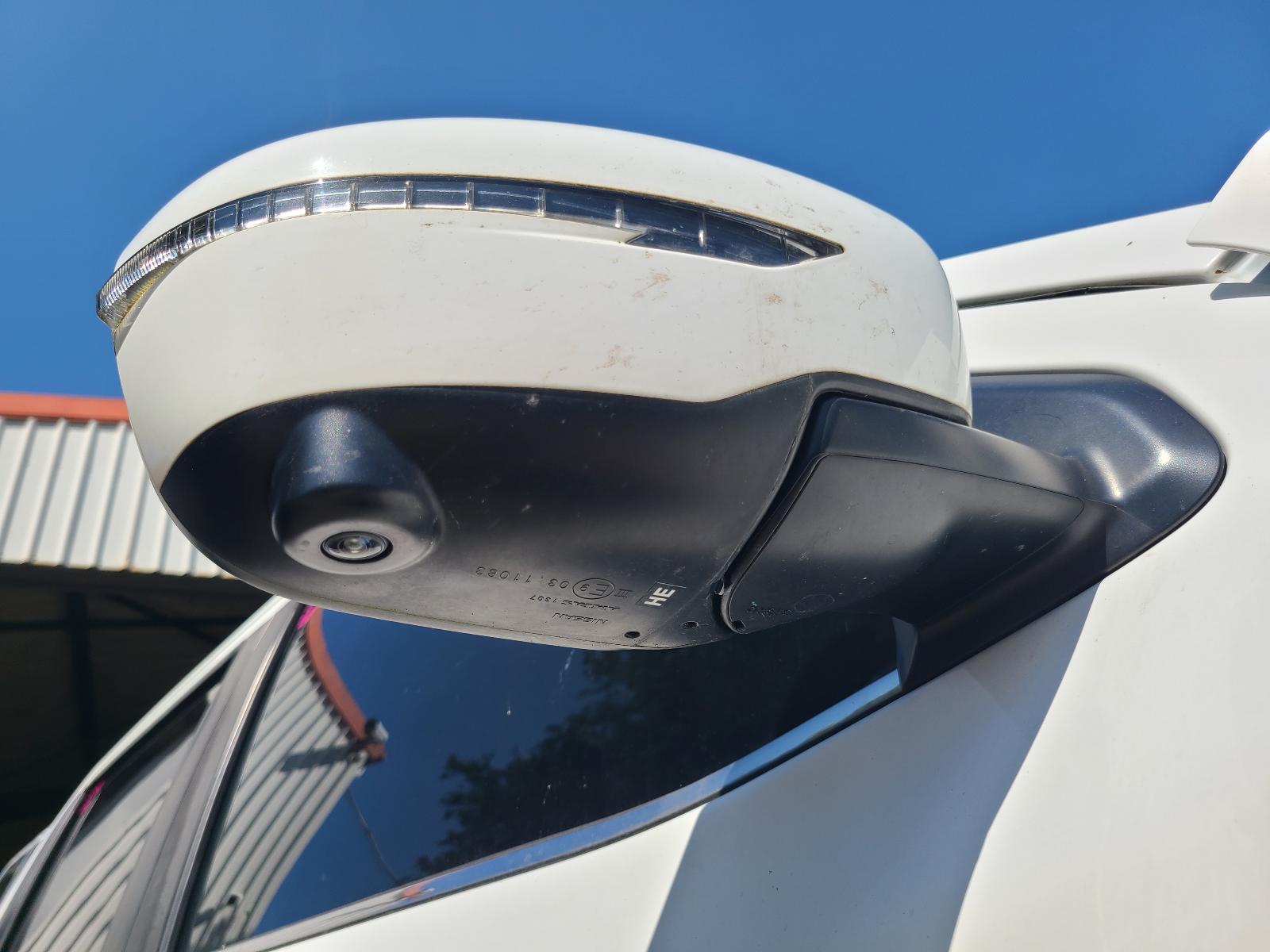 View Nissan Navara 2021 4 Door Utility