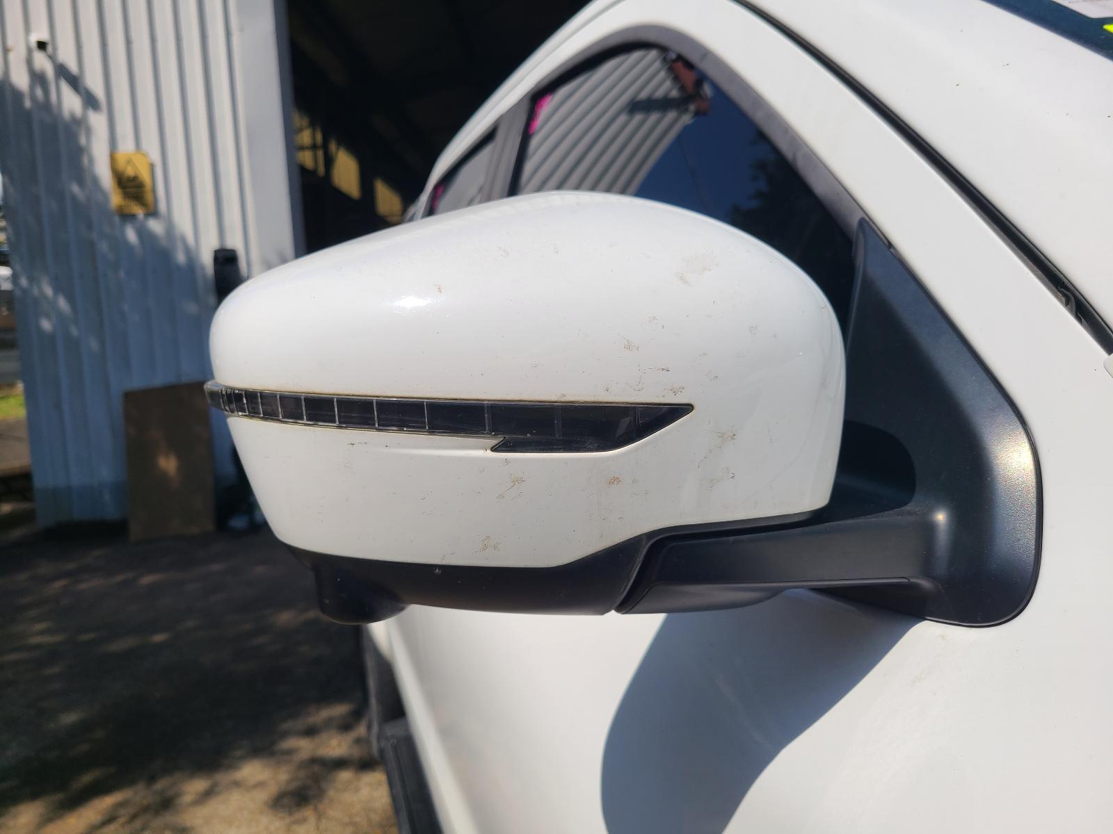 View Nissan Navara 2021 4 Door Utility