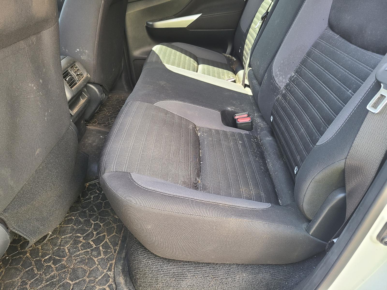 View Nissan Navara 2021 4 Door Utility