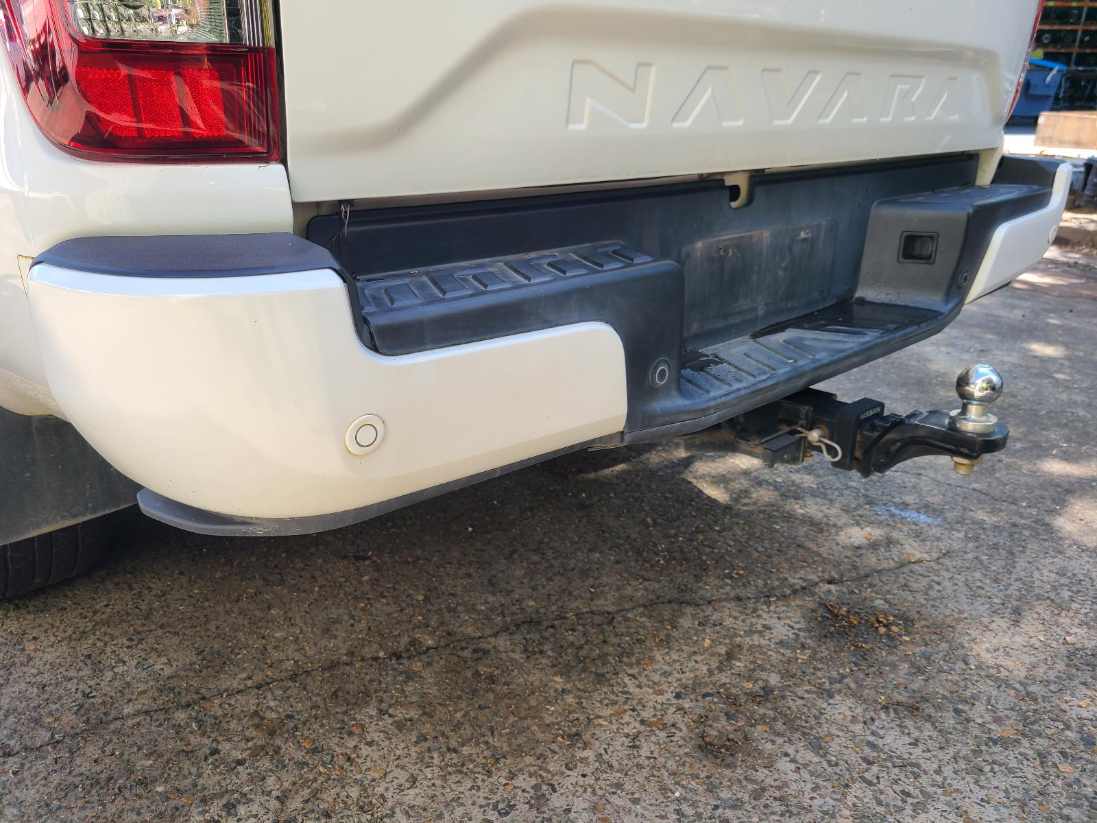 View Nissan Navara 2021 4 Door Utility