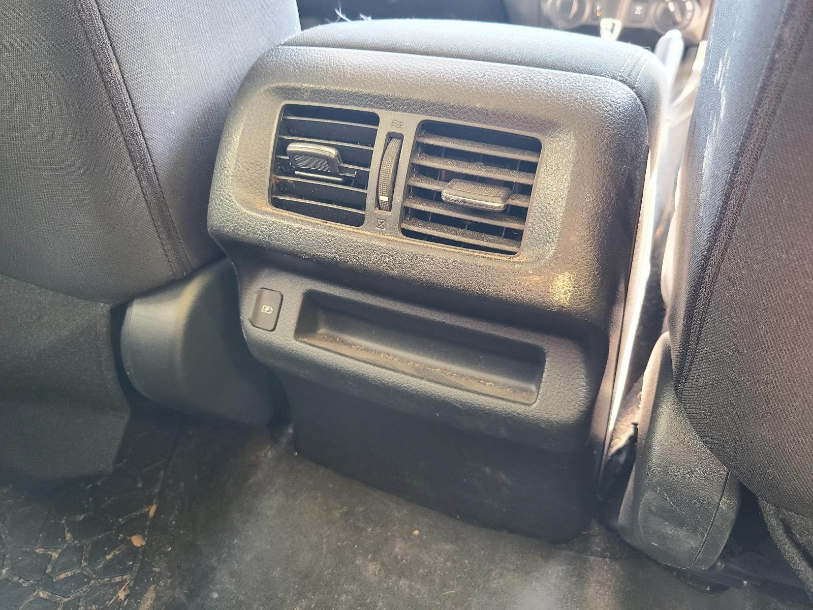 View Nissan Navara 2021 4 Door Utility