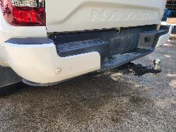 View Nissan Navara 2021 4 Door Utility