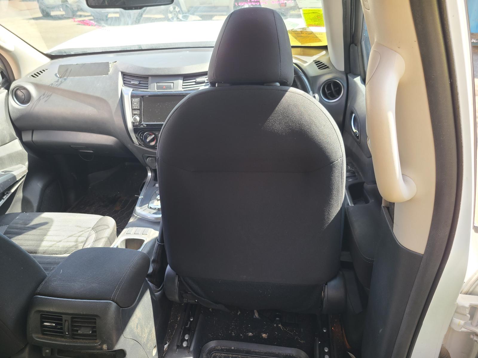 View Nissan Navara 2021 4 Door Utility