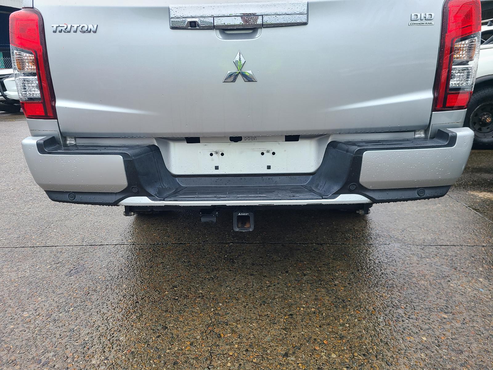 View Mitsubishi Triton 2021 4 Door Utility