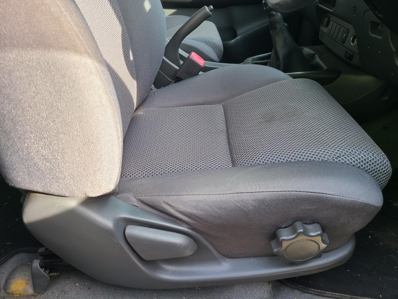 View Toyota Hilux 2013  