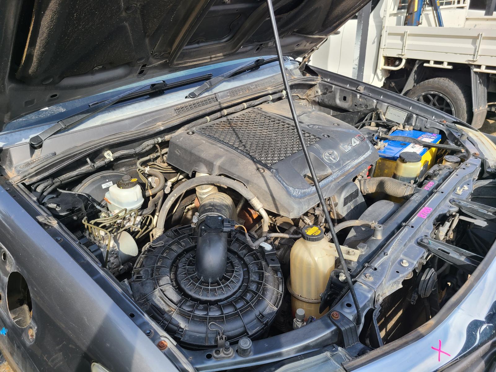 View Toyota Hilux 2013  