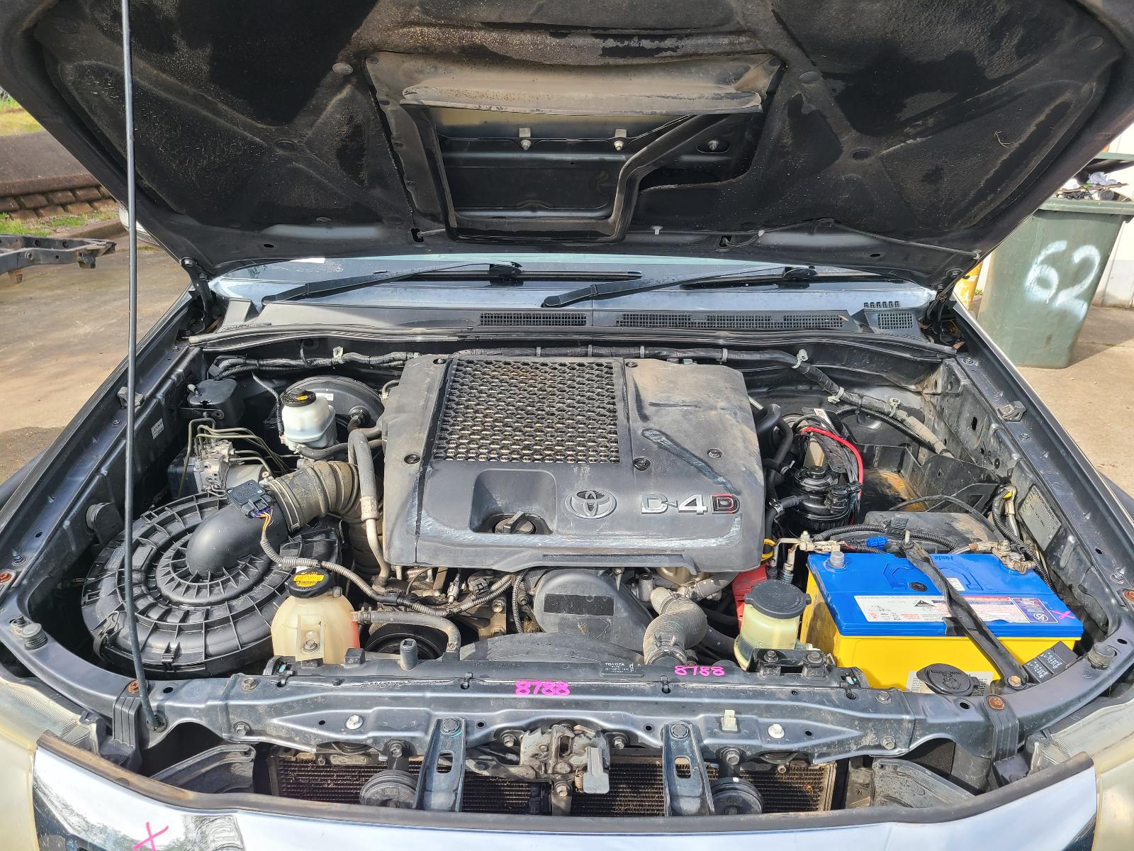 View Toyota Hilux 2013  