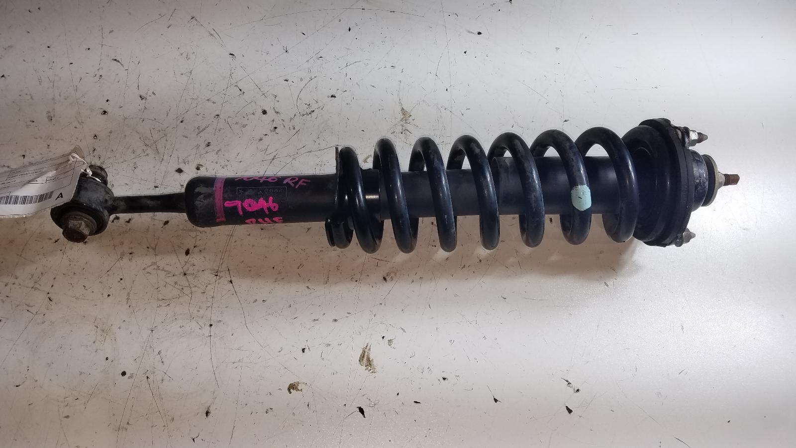 Right Front Strut Hilux Toyota 2008