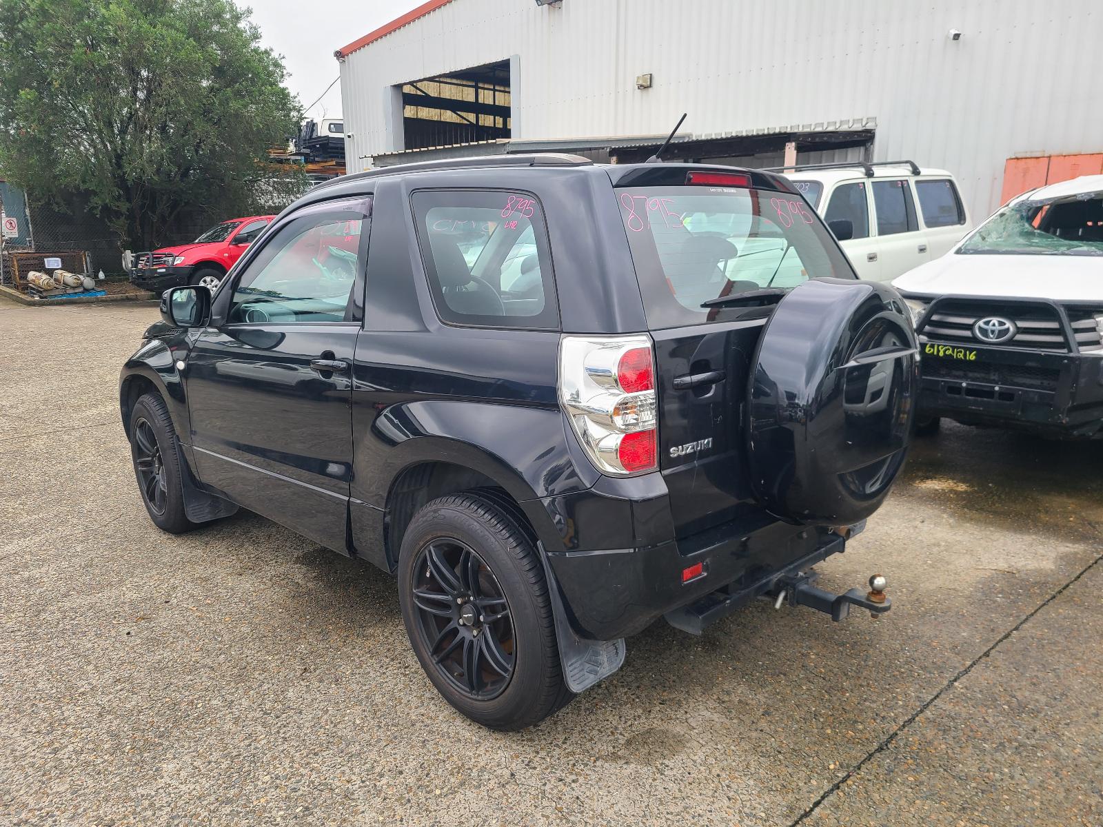 View Suzuki Vitara 2012 2 Door Station Wagon