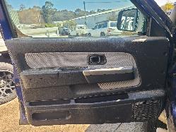 View Nissan Navara 2004 4 Door Utility