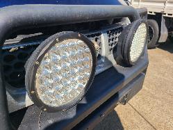 View Nissan Navara 2004 4 Door Utility