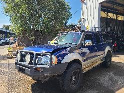 View Nissan Navara 2004 4 Door Utility