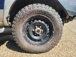 View Nissan Navara 2004 4 Door Utility