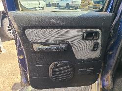 View Nissan Navara 2004 4 Door Utility