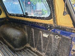 View Nissan Navara 2004 4 Door Utility
