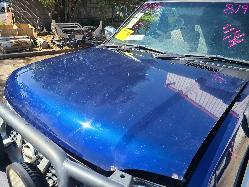 View Nissan Navara 2004 4 Door Utility