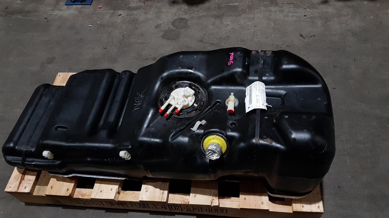 Fuel Tank Dmax Isuzu 2011