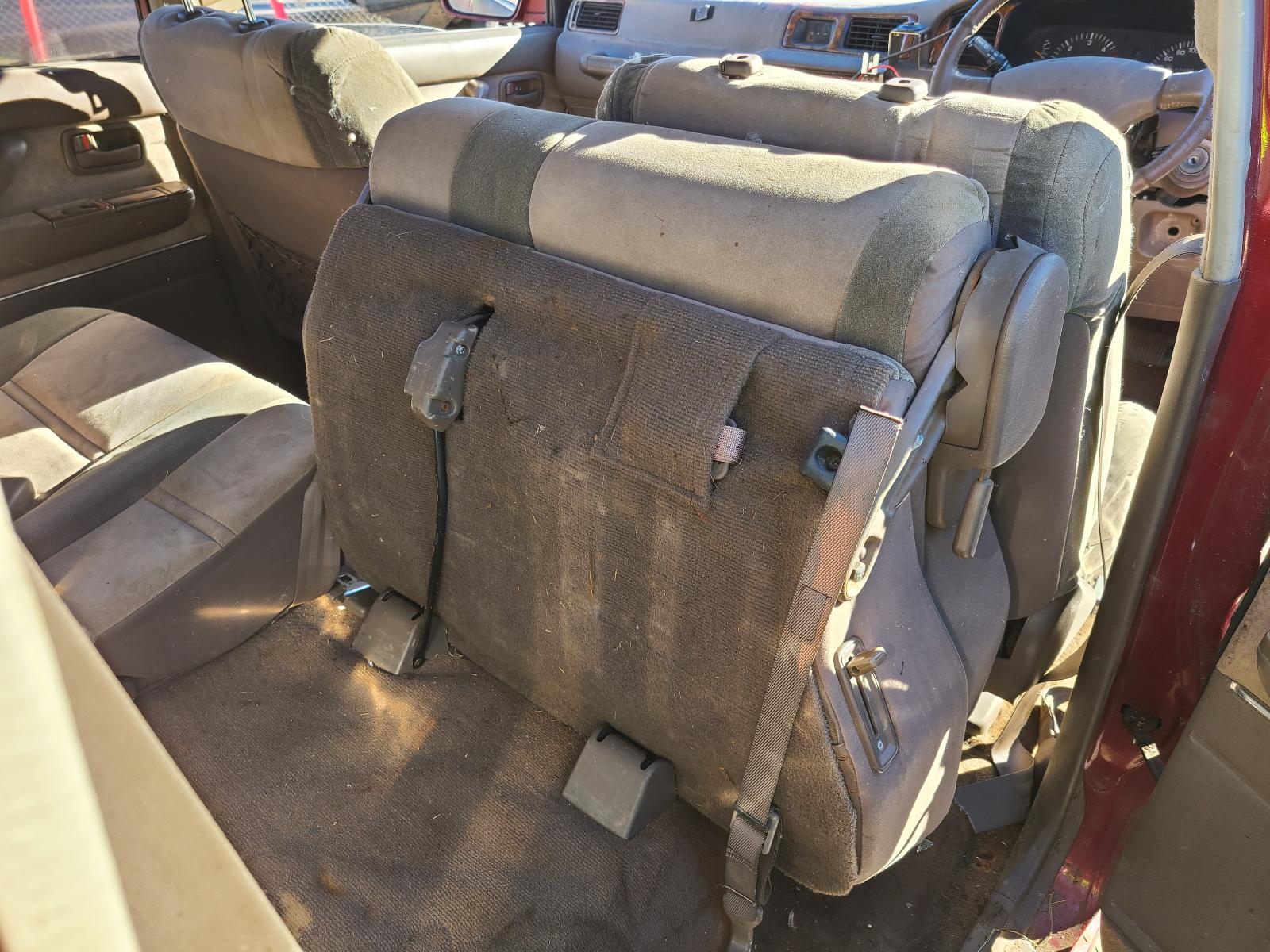 View Toyota Landcruiser 1997 4 Door Station Wagon