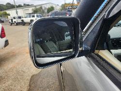 View Nissan Patrol 2005 4 Door Station Wagon