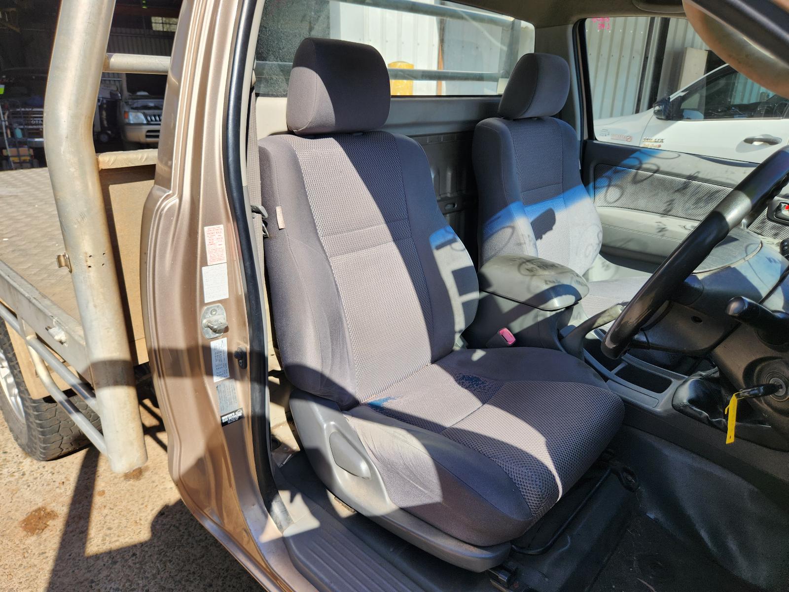 View Toyota Hilux 2007 2 Door Pickup