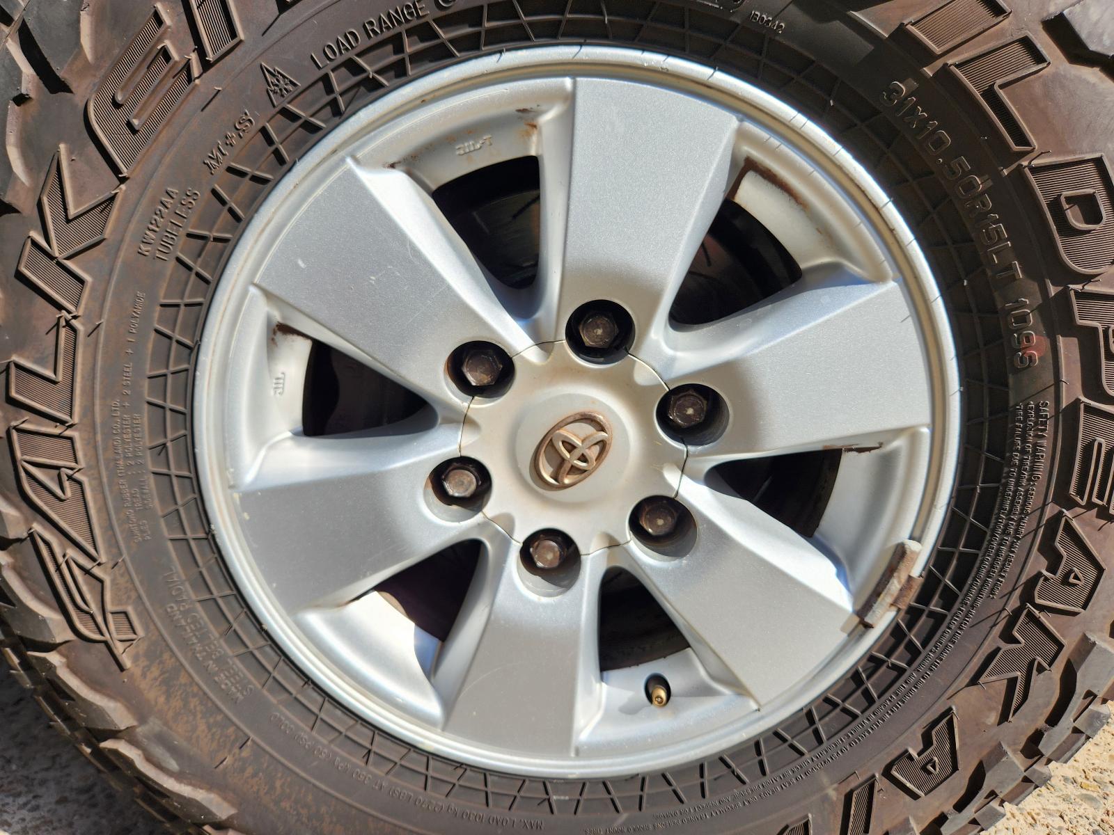 View Toyota Hilux 2007 2 Door Pickup