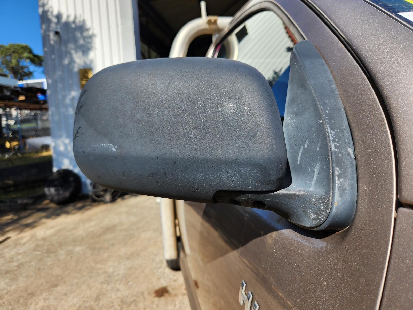 View Toyota Hilux 2007 2 Door Pickup