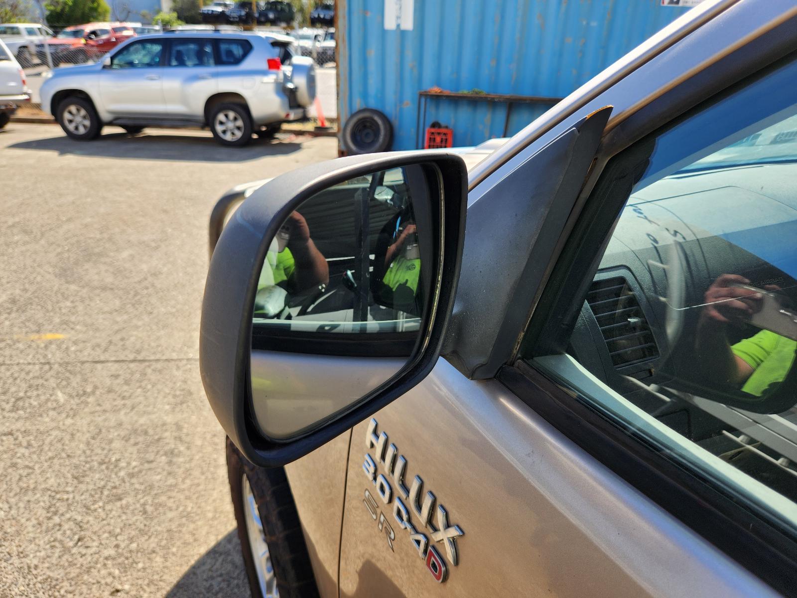 View Toyota Hilux 2007 2 Door Pickup