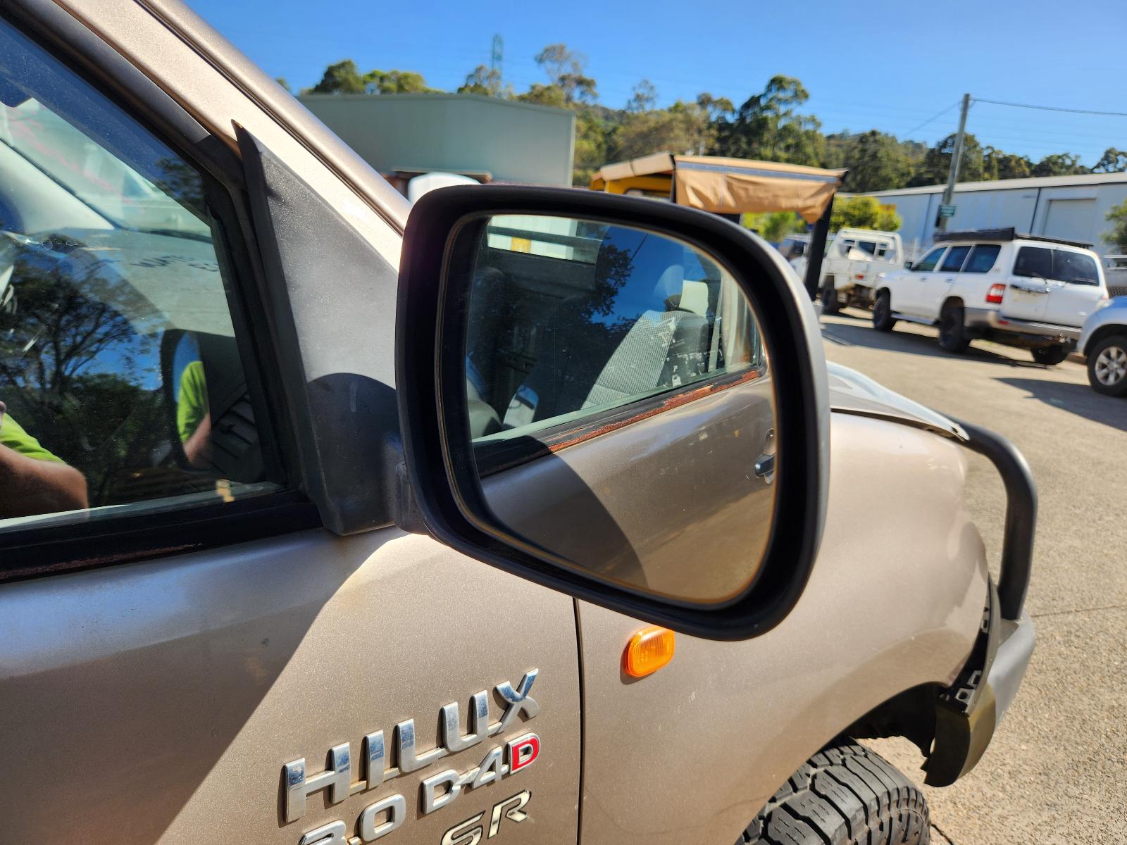 View Toyota Hilux 2007 2 Door Pickup