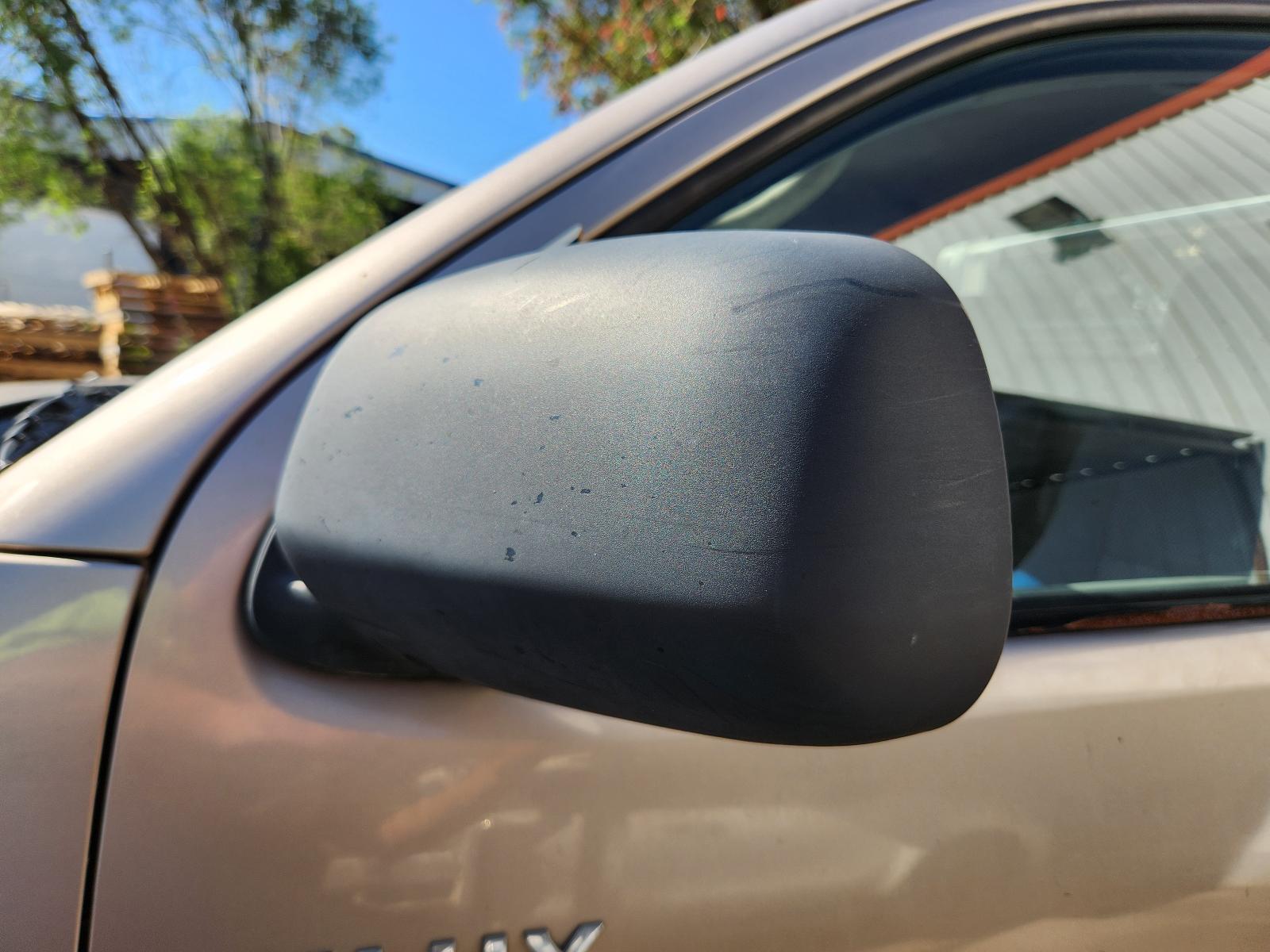 View Toyota Hilux 2007 2 Door Pickup