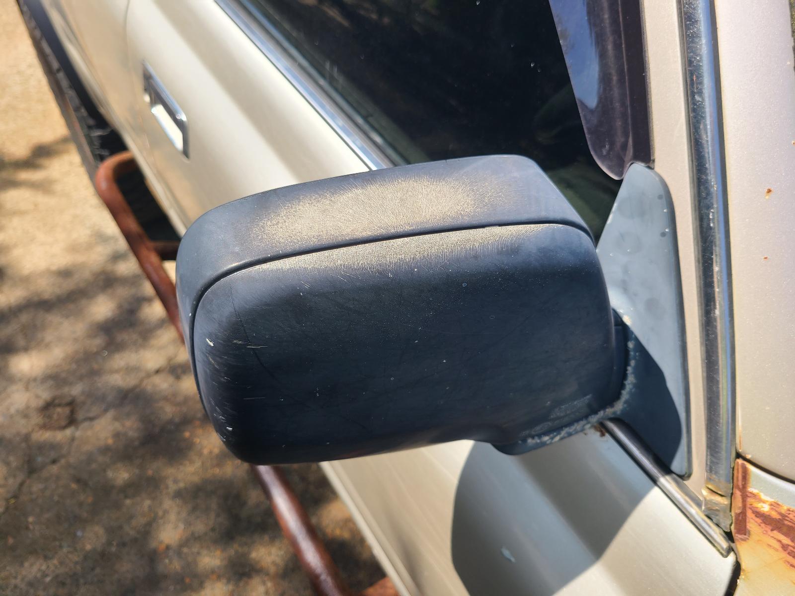 View Toyota Landcruiser 1993 4 Door Station Wagon