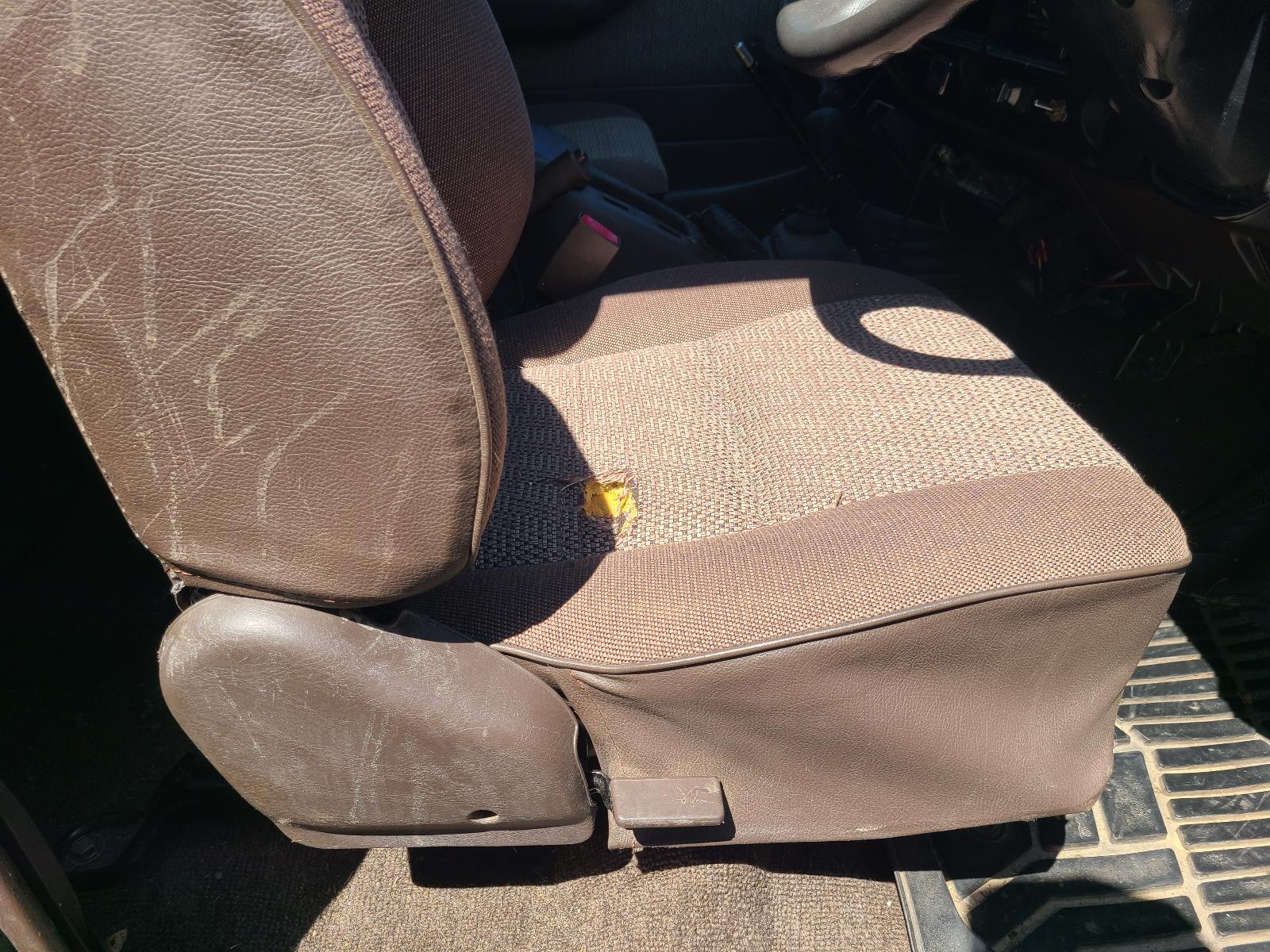 View Toyota Landcruiser 1993 4 Door Station Wagon