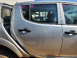 View Mitsubishi Triton 2015 4 Door Utility