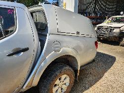 View Mitsubishi Triton 2015 4 Door Utility
