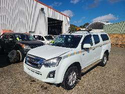 View Auto part Right Front Door Isuzu Dmax 2017