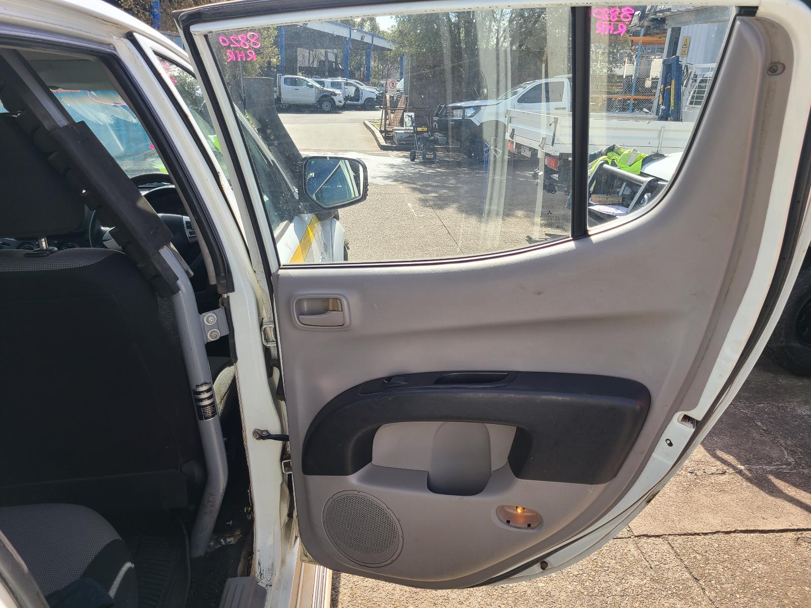 Mitsubishi Triton 2012 4 Door Pickup View Mitsubishi Triton 2012 4 Door Pickup