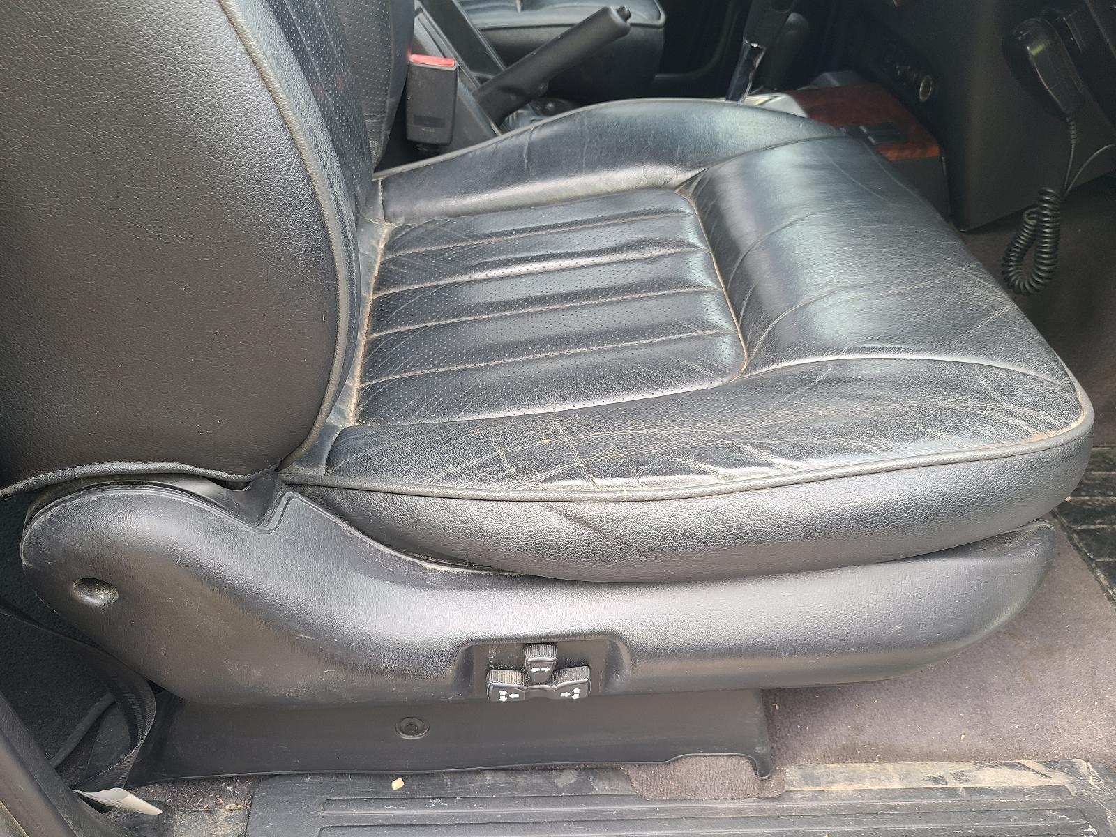 View Nissan Patrol 2011 4 Door Station Wagon