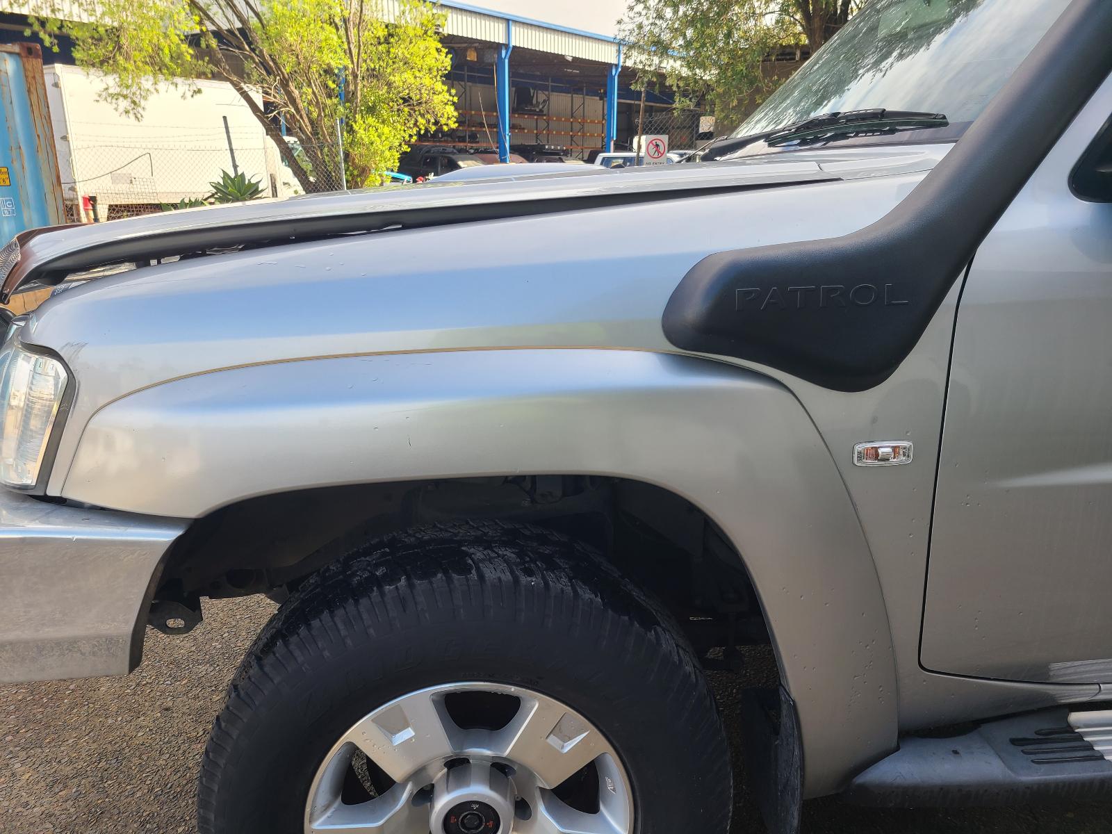 View Nissan Patrol 2011 4 Door Station Wagon