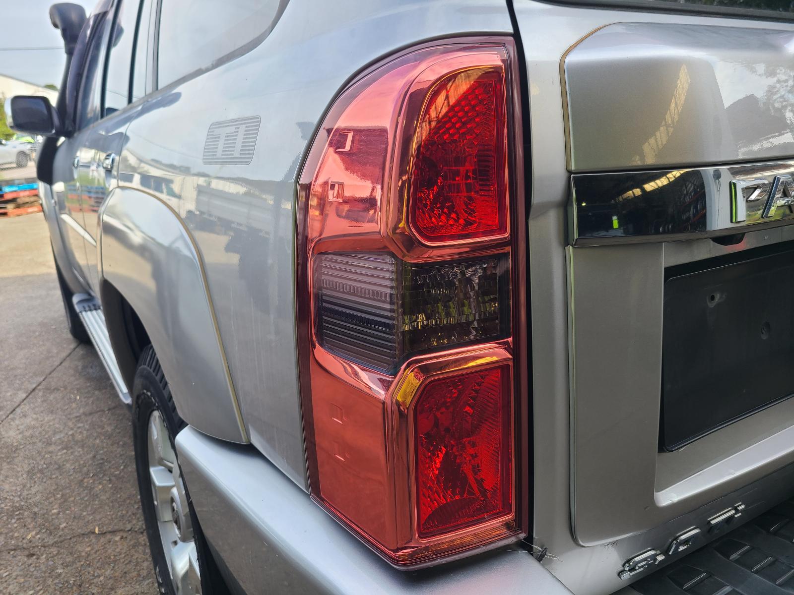 View Nissan Patrol 2011 4 Door Station Wagon