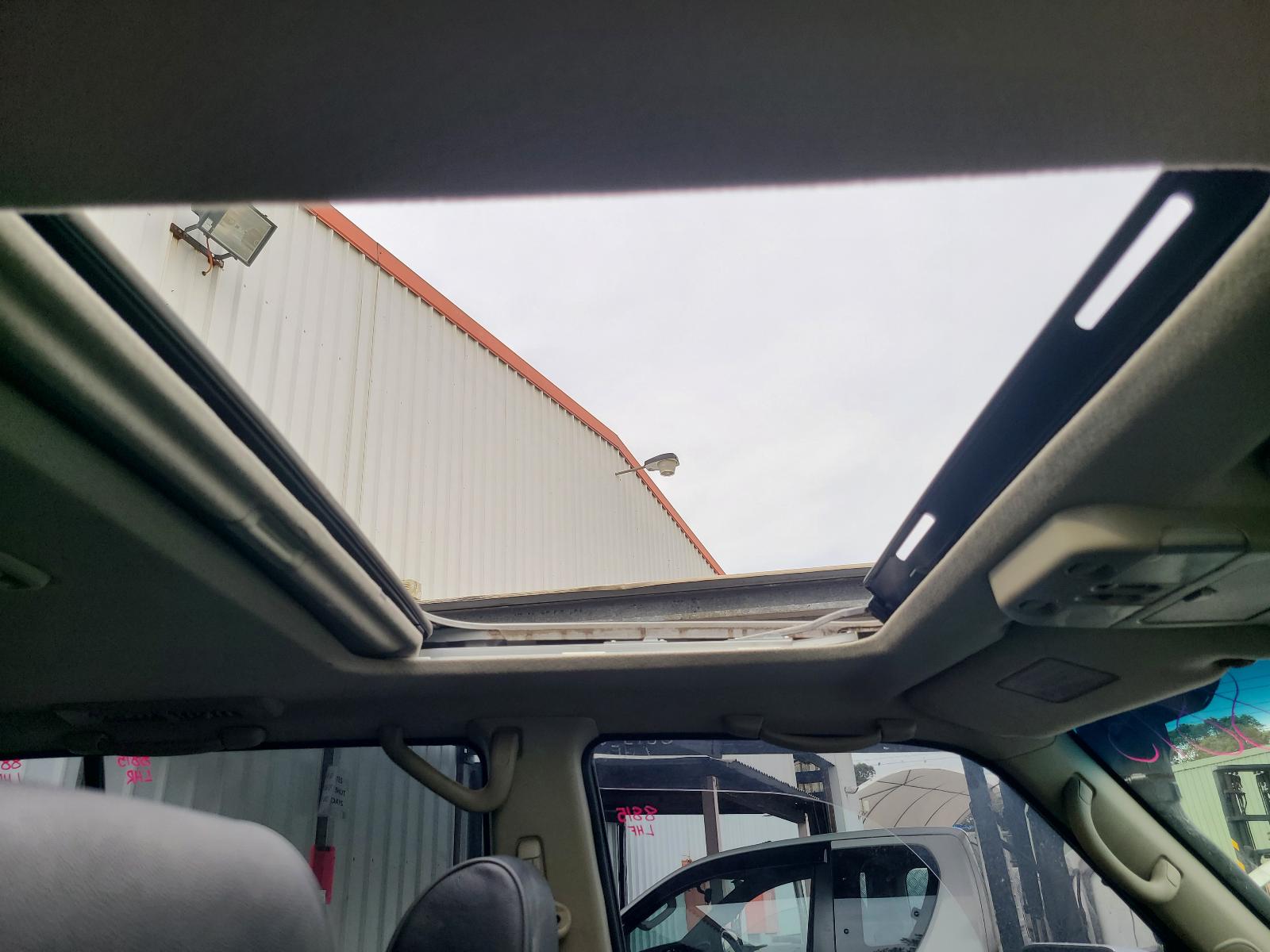 View Nissan Patrol 2011 4 Door Station Wagon